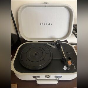 Crosley record player